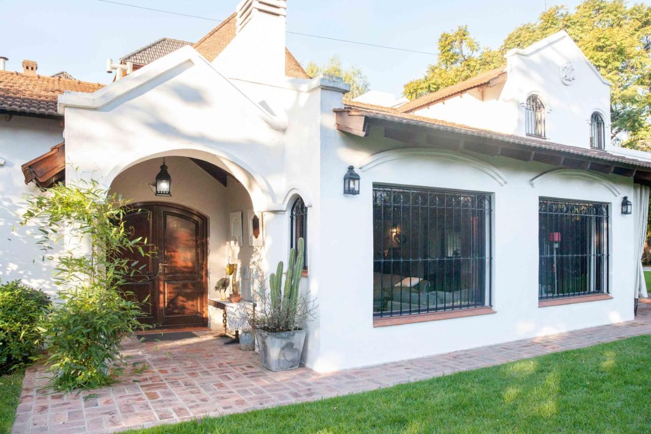 Susana Just Boutique Hotel Vicente Lopez Exterior photo